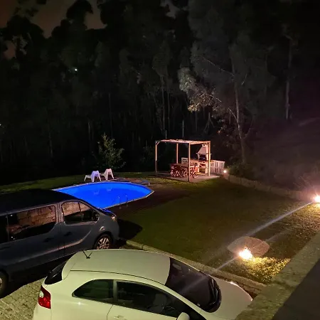 Dom wakacyjny The Roof House *