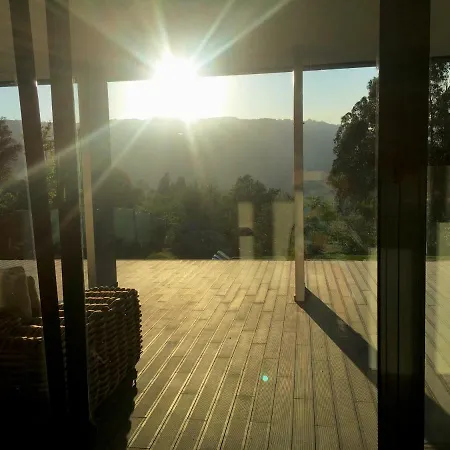 The Roof House Dom wakacyjny *