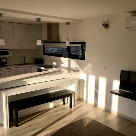 Dom wakacyjny The Roof House Vieira do Minho