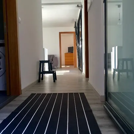 Dom wakacyjny The Roof House